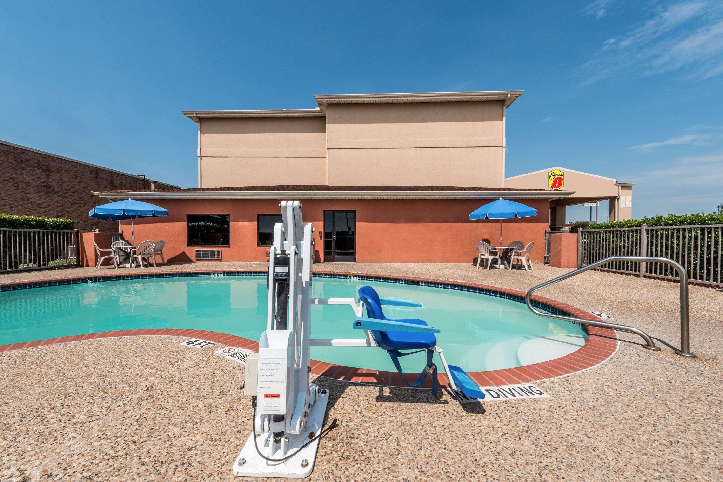 Super 8 By Wyndham Fort Worth North Extérieur photo